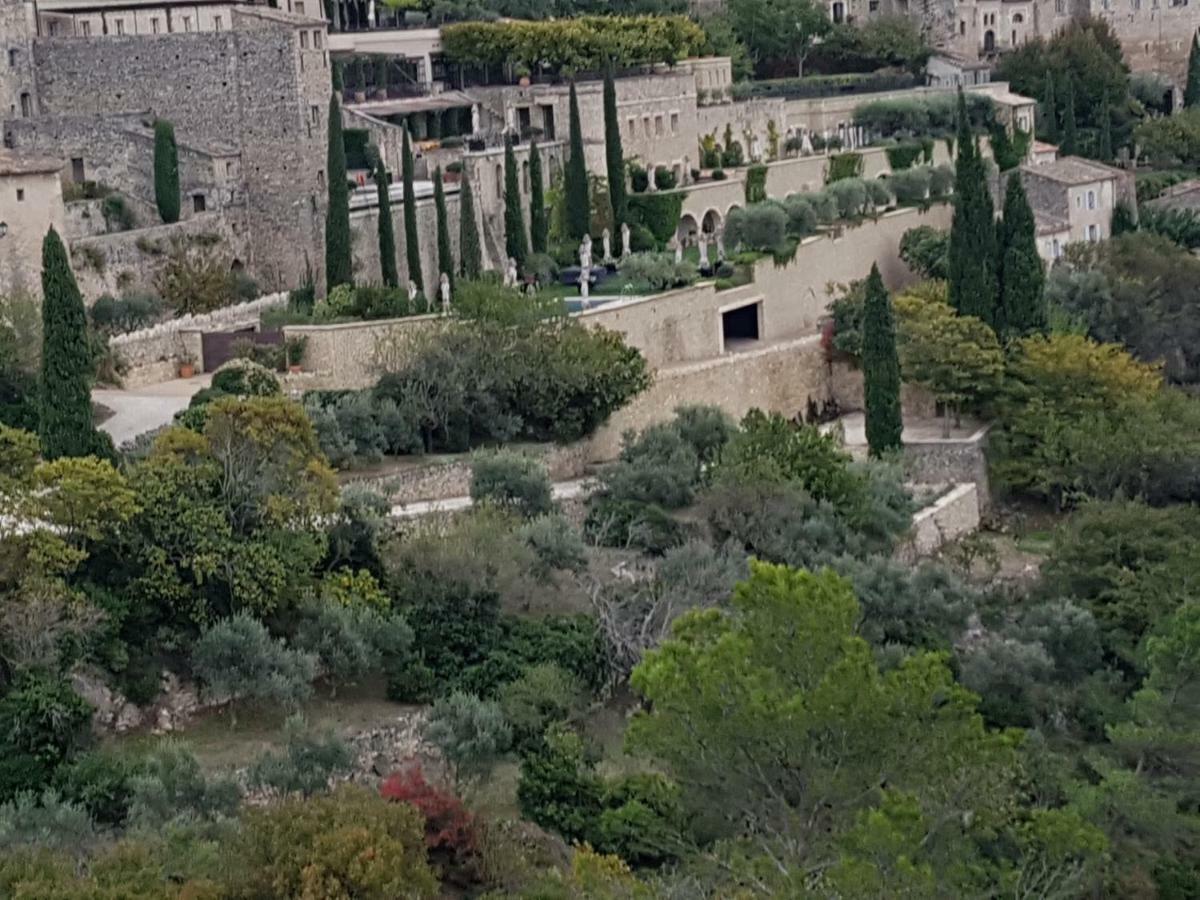 Le Crillon Hotel Murs  Bagian luar foto